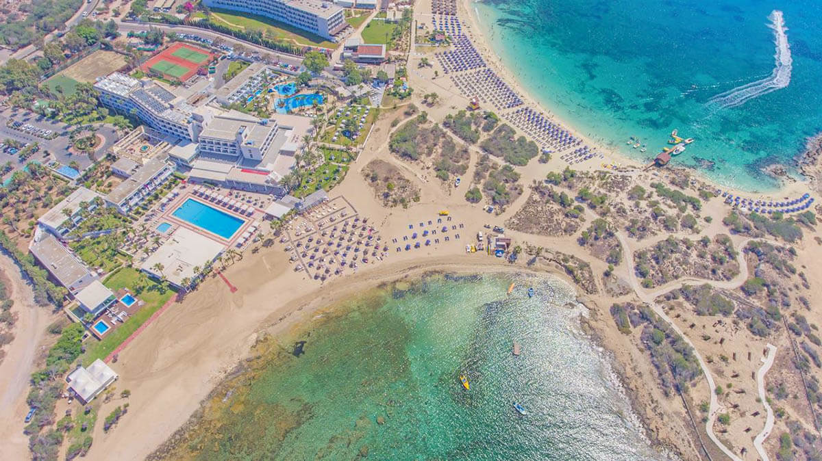 Dome Beach Hotel