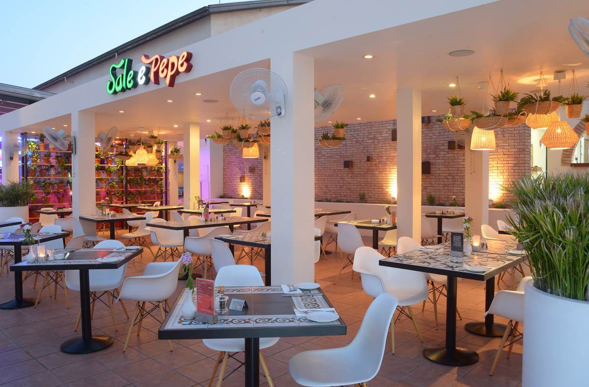 napa plaza salee pepe cafe
