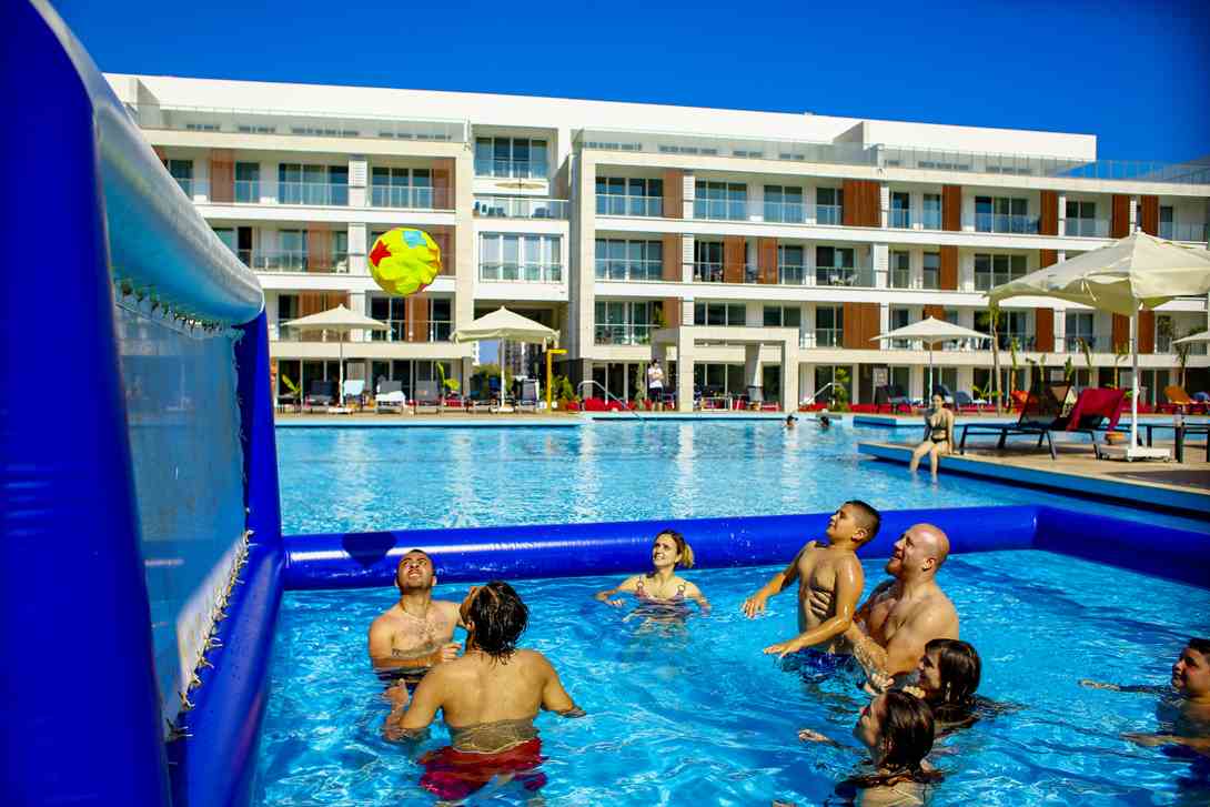 Courtyard Long Beach Holiday Resort