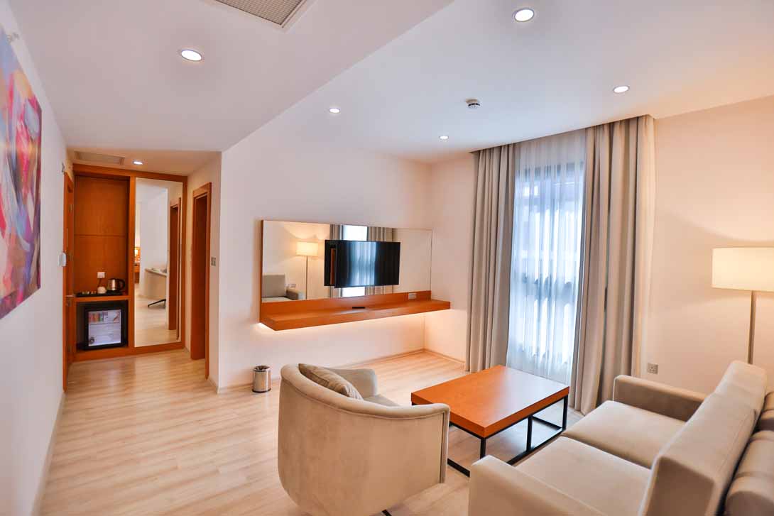 Caddemm Inn Hotel
