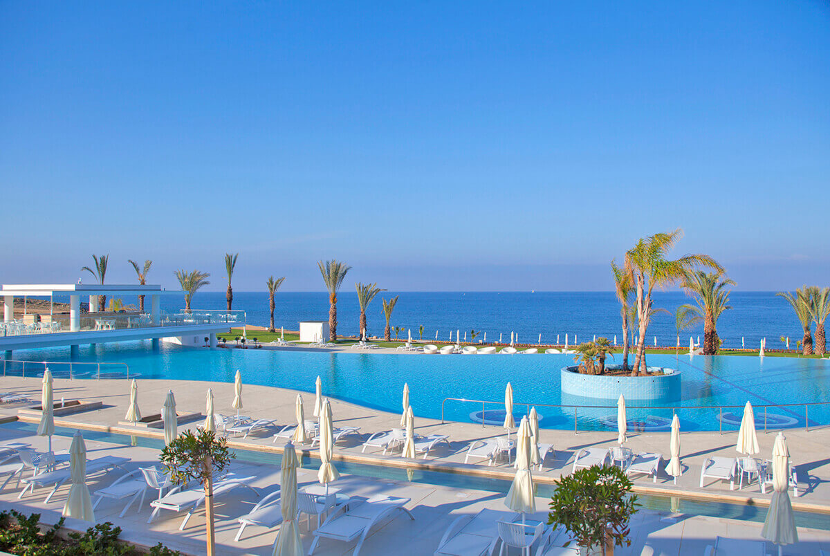 2 king evelthon pool area