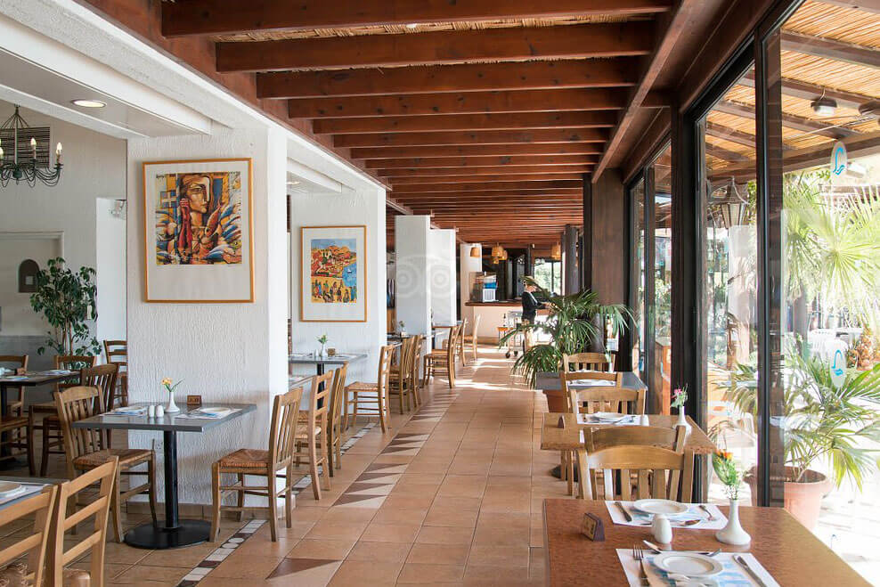 25 paphos gardens restaurant cyprus