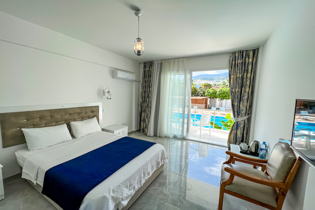 Rose Gardens Holiday Village