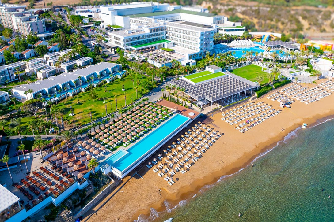 Acapulco Beach and Spa Resort