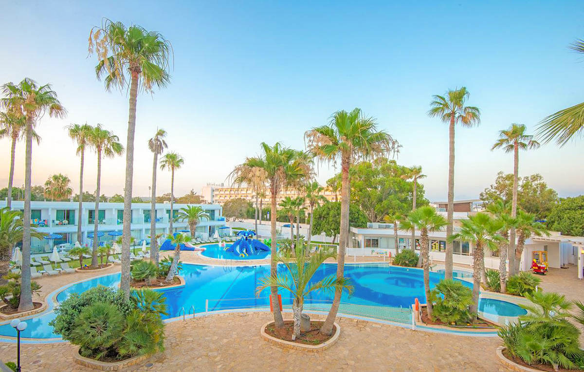 Dome Beach Hotel
