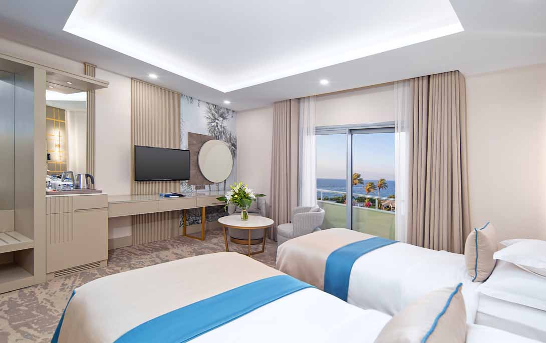 family room merit park kyrenia