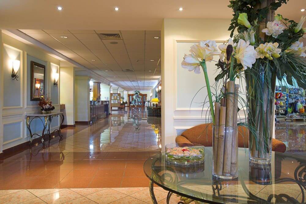 aloe hotel corridor view
