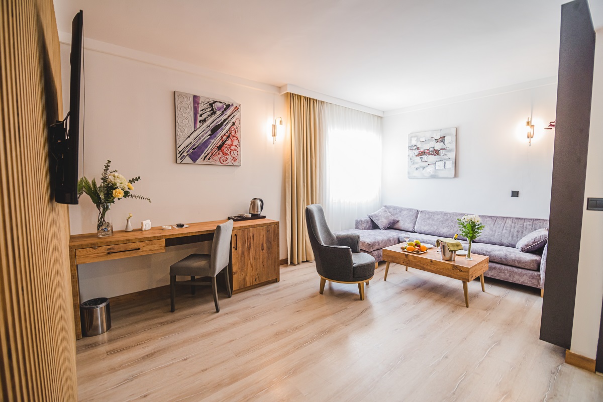 uptown anadolu Suit sitting area kyrenia