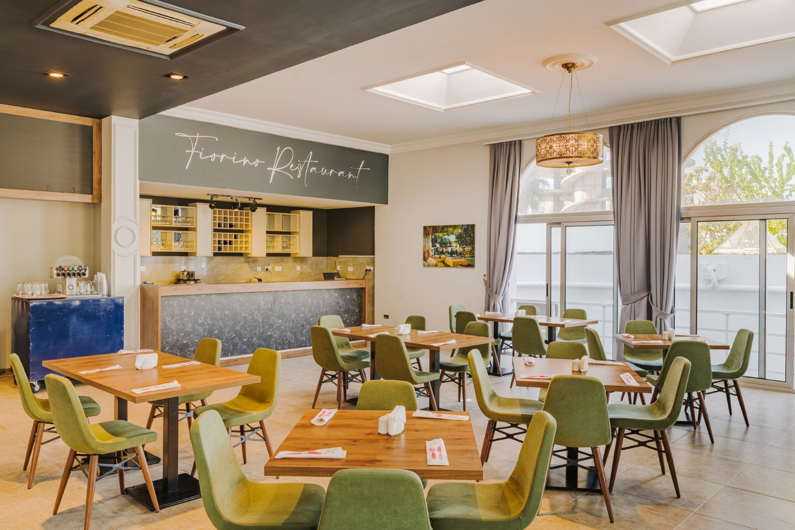 12 uptown anadolu Restaurant area kyrenia