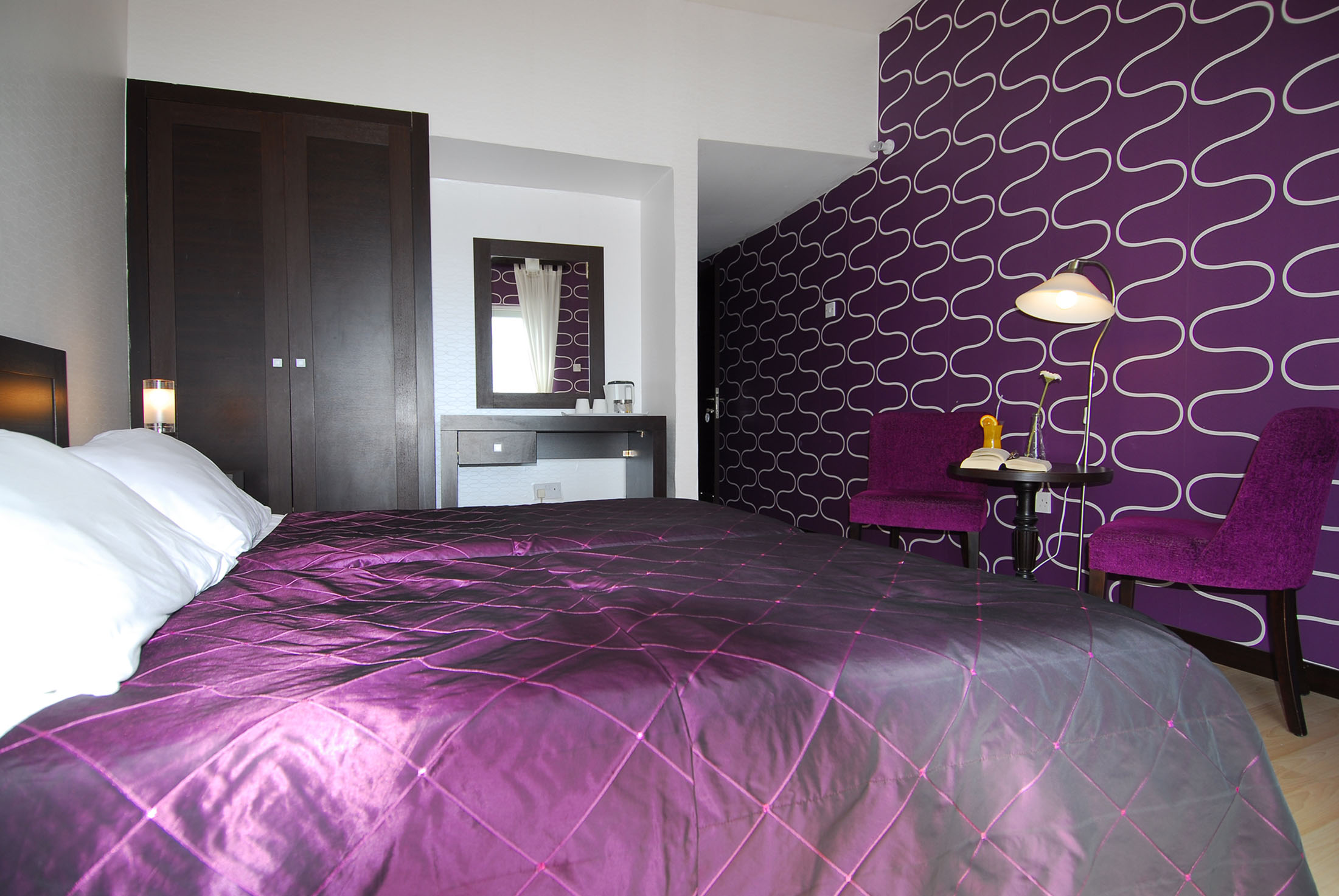 british hotel 1st floor room