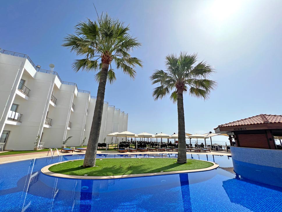 Mimoza Beach Hotel