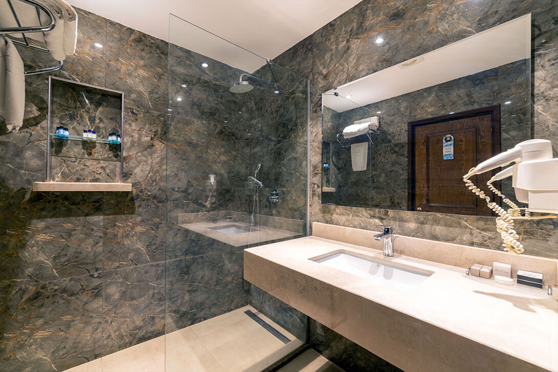 superior bathroom pia bella hotel kyrenia