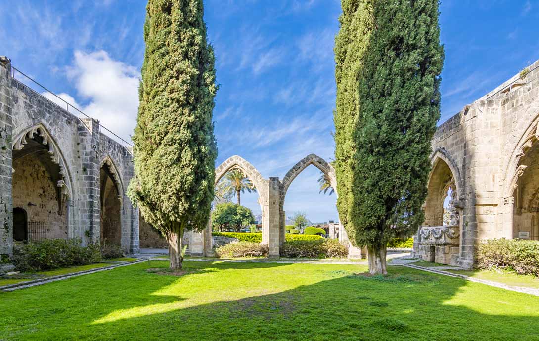 bellapais-abbey-kyrenia