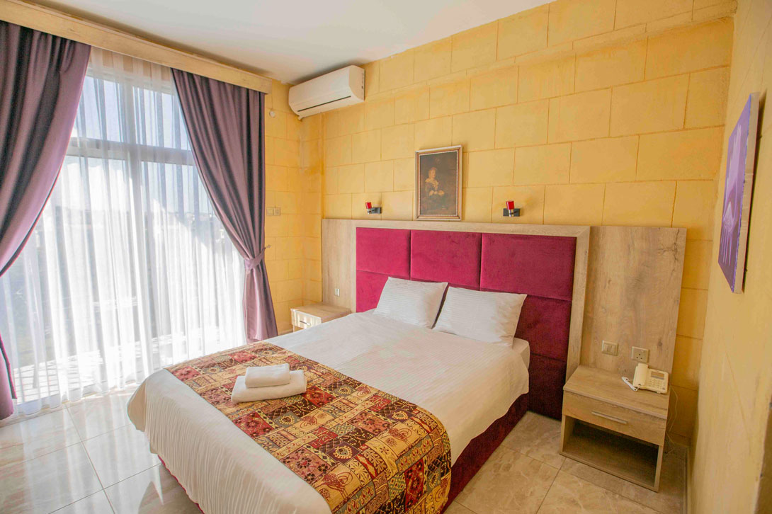 Lapida Hotel