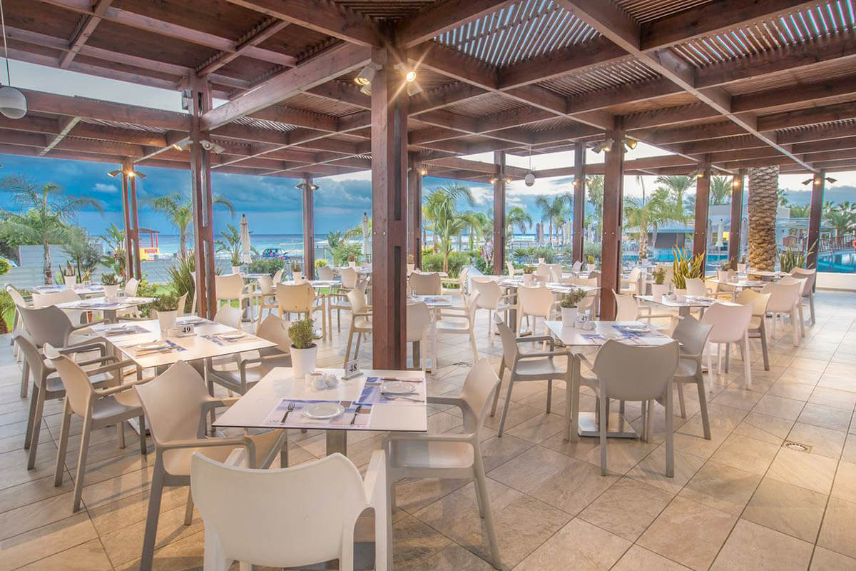 vassos nissi plage hotel pool restaurant