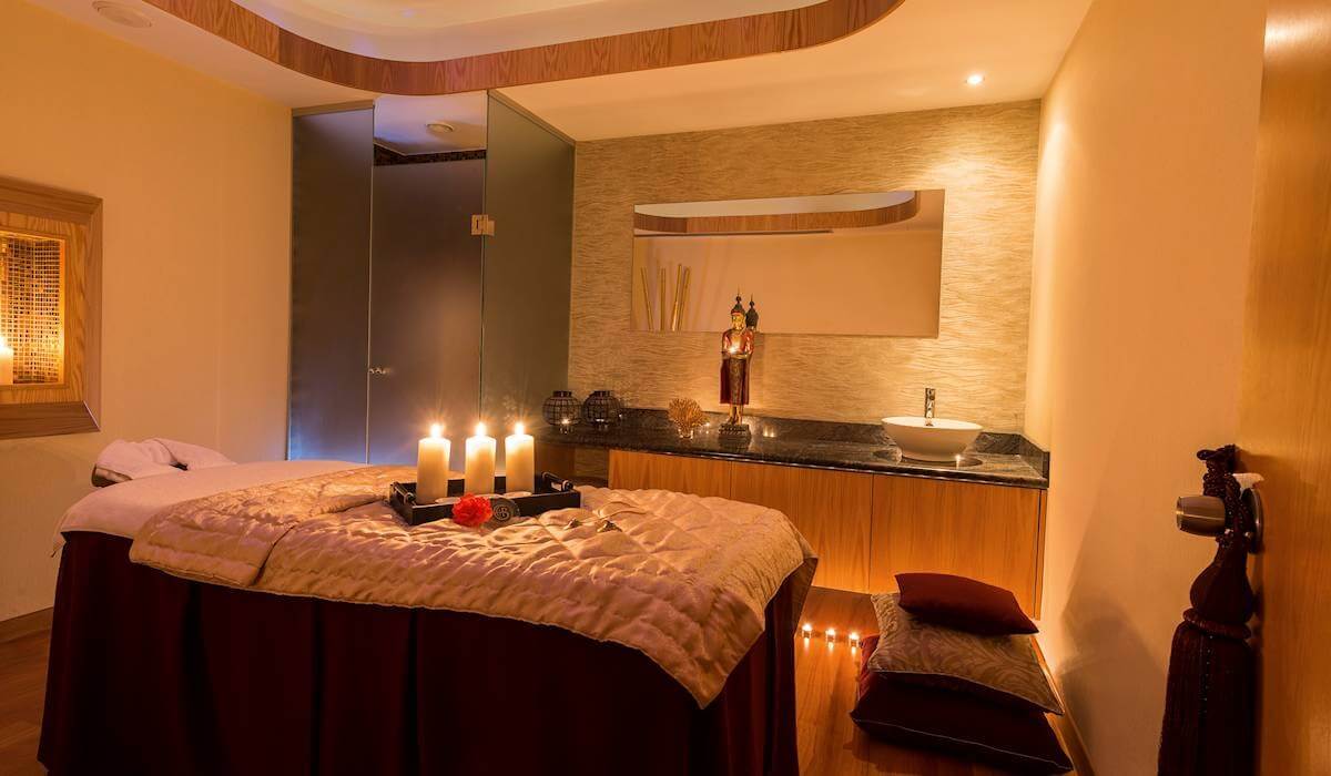 constantinou bros athena spa center.