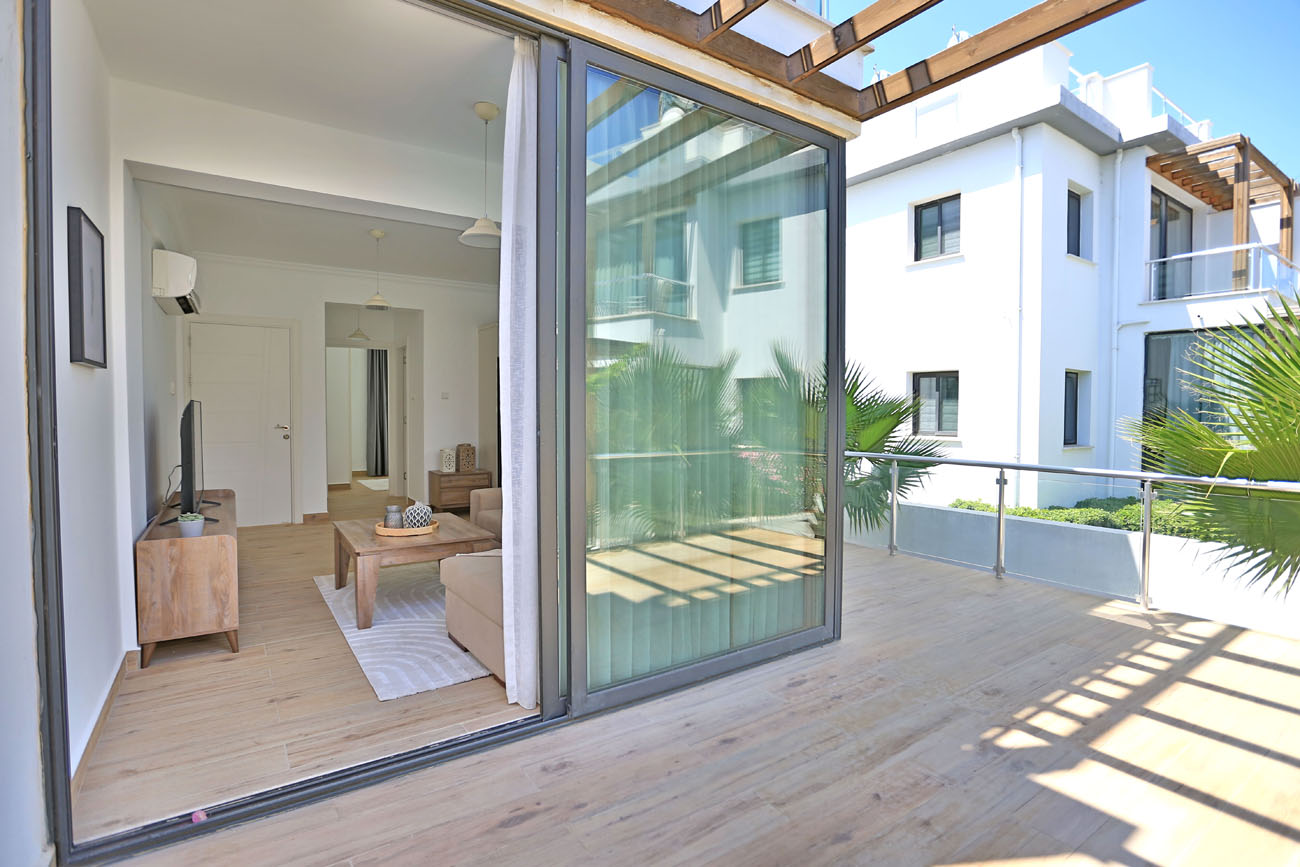 One Bedroom Apartment 