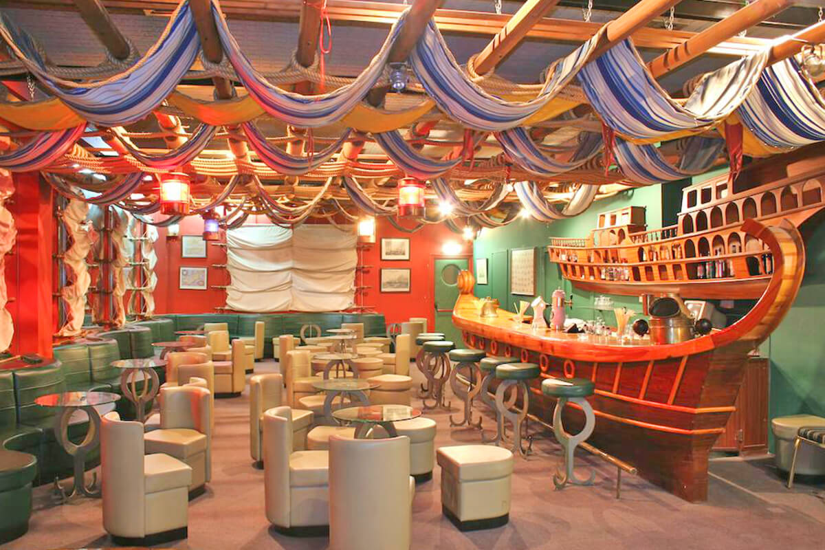 4-Poseidonia Beach Hotel Bar