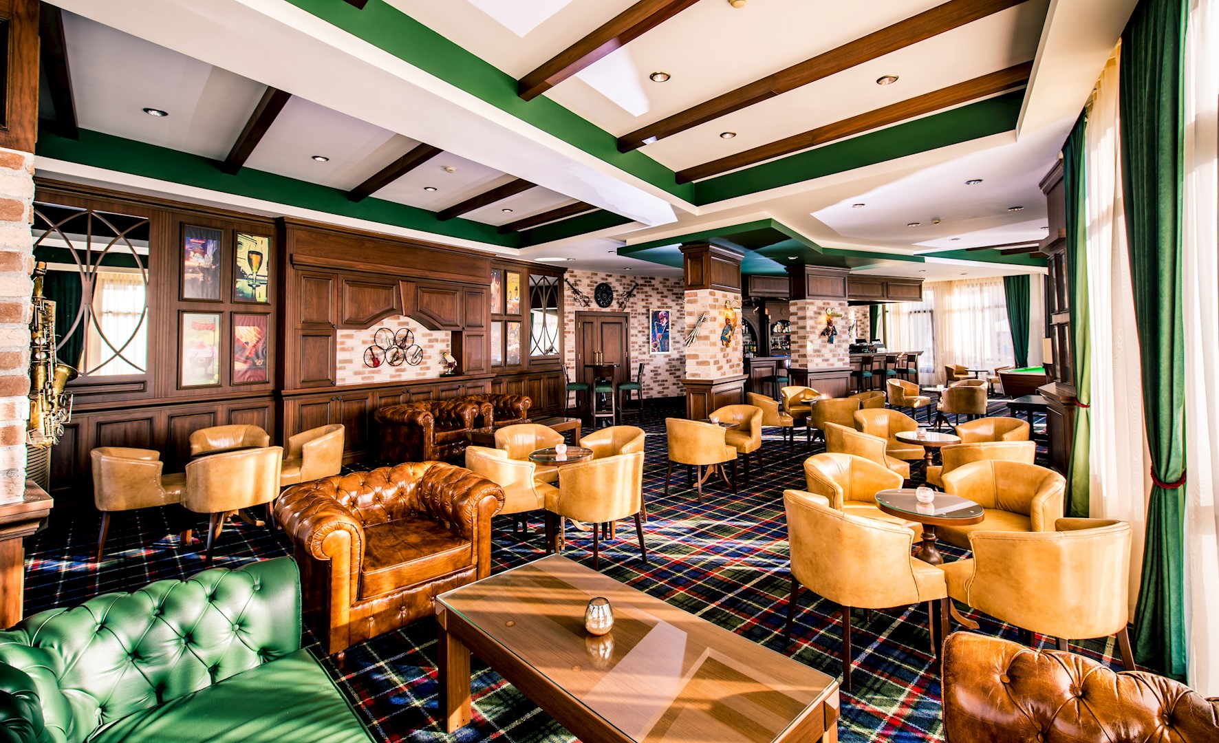 Bars & Restaurants