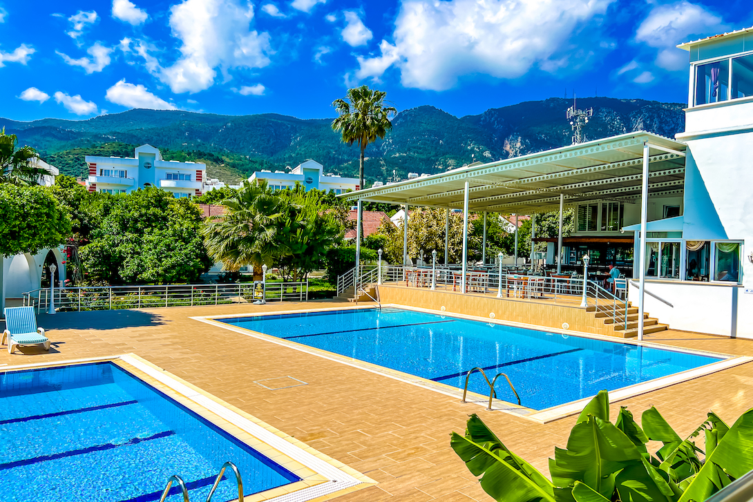 Rose Gardens Holiday Village