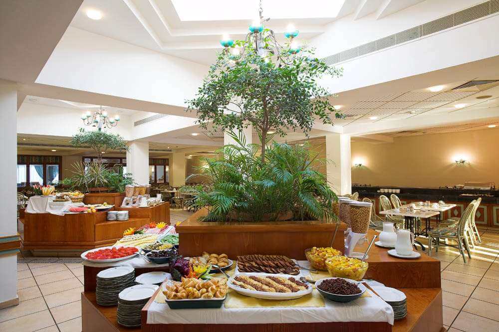 loe hotel breakfast