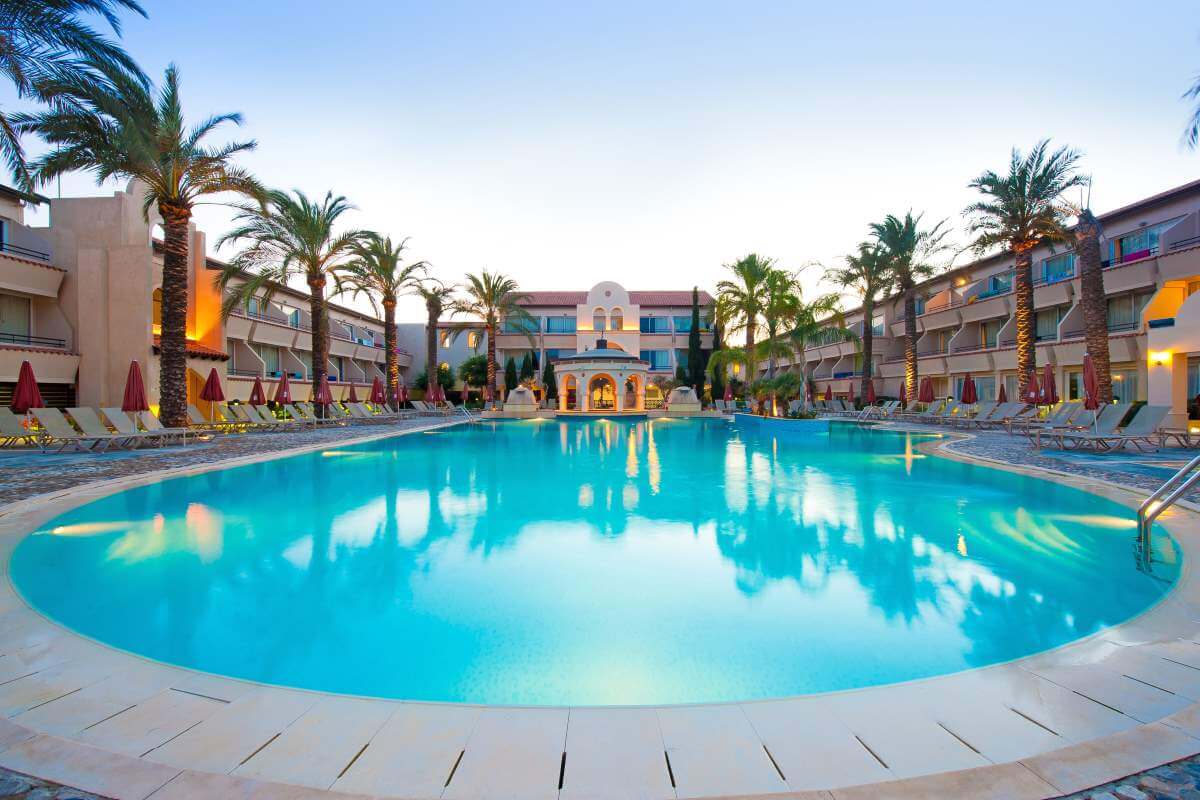 napa plaza hotel view