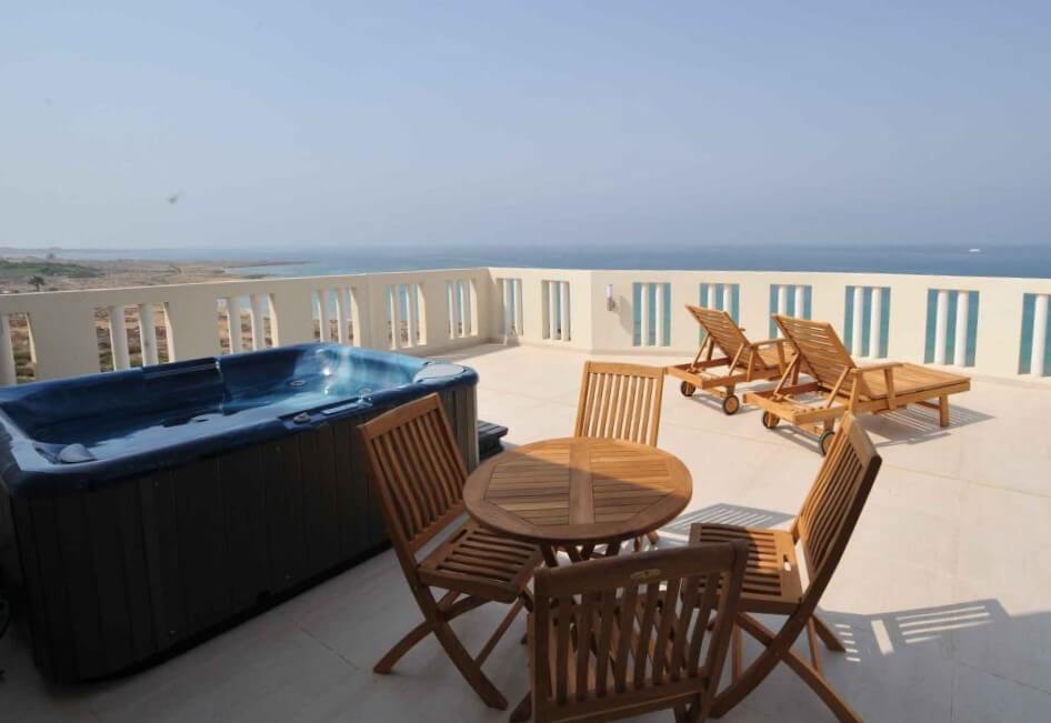 capital coast resort terrace jacuzzi