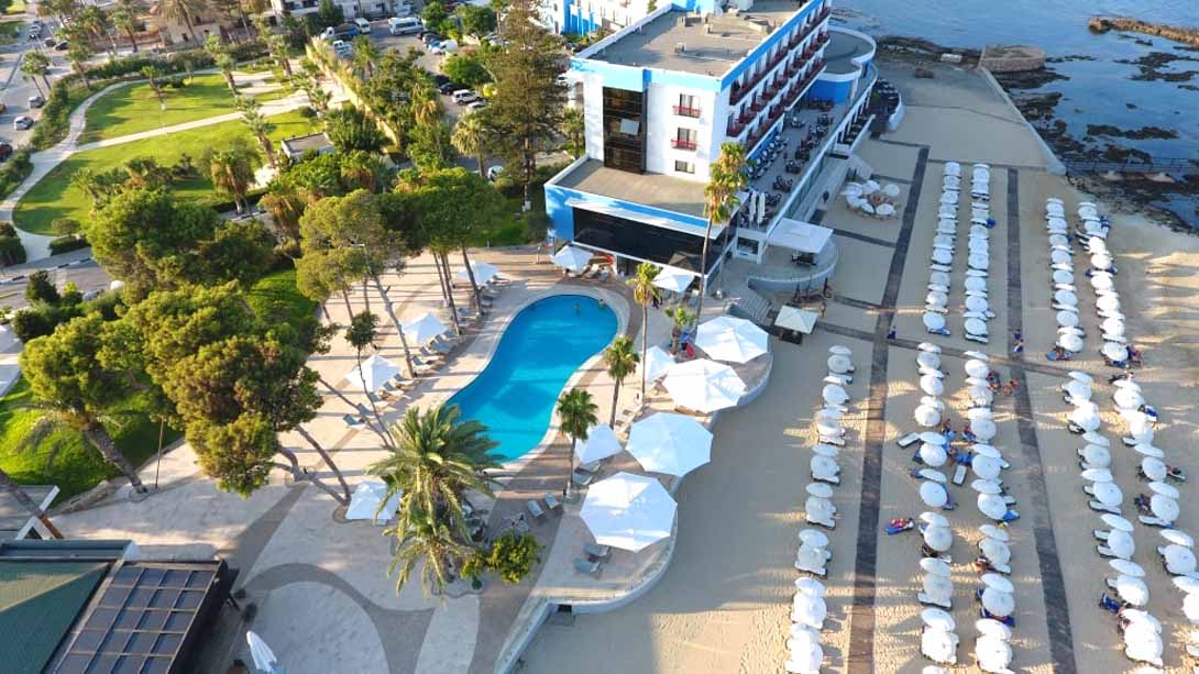 Arkin Palm Beach Hotel
